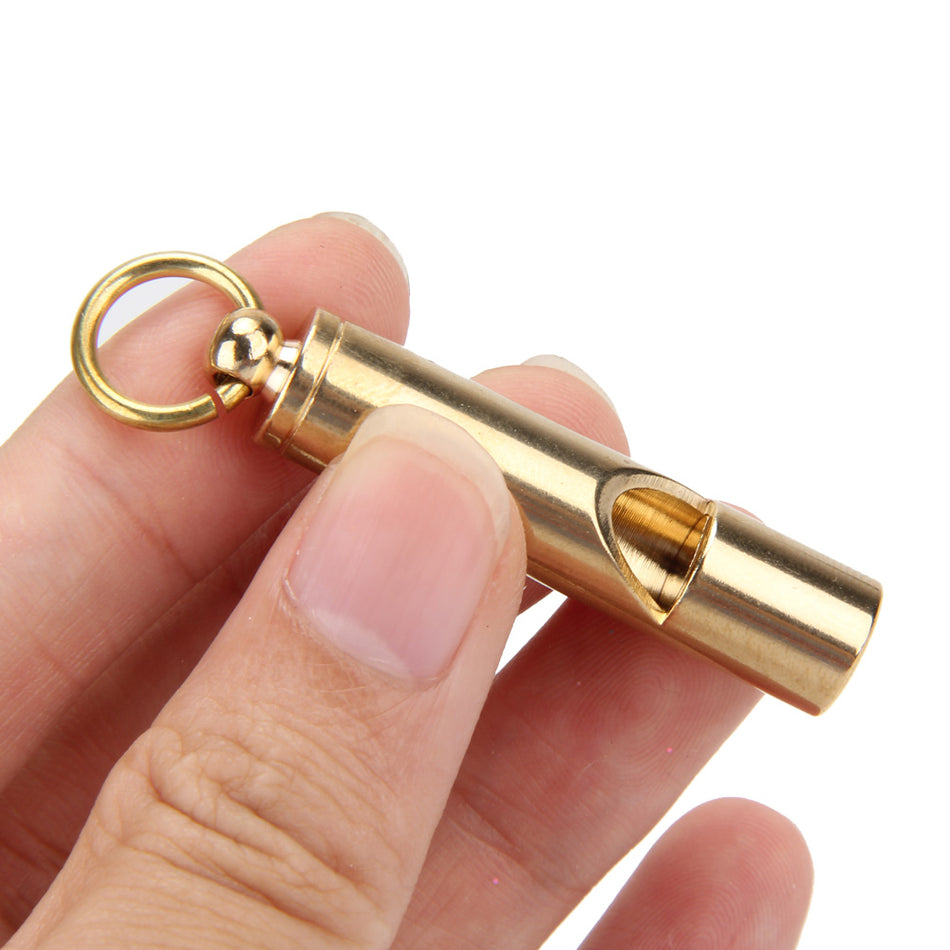 Outdoor high frequency field survival whistle